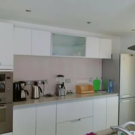Larnacas Luxury Penthouse לרנקה